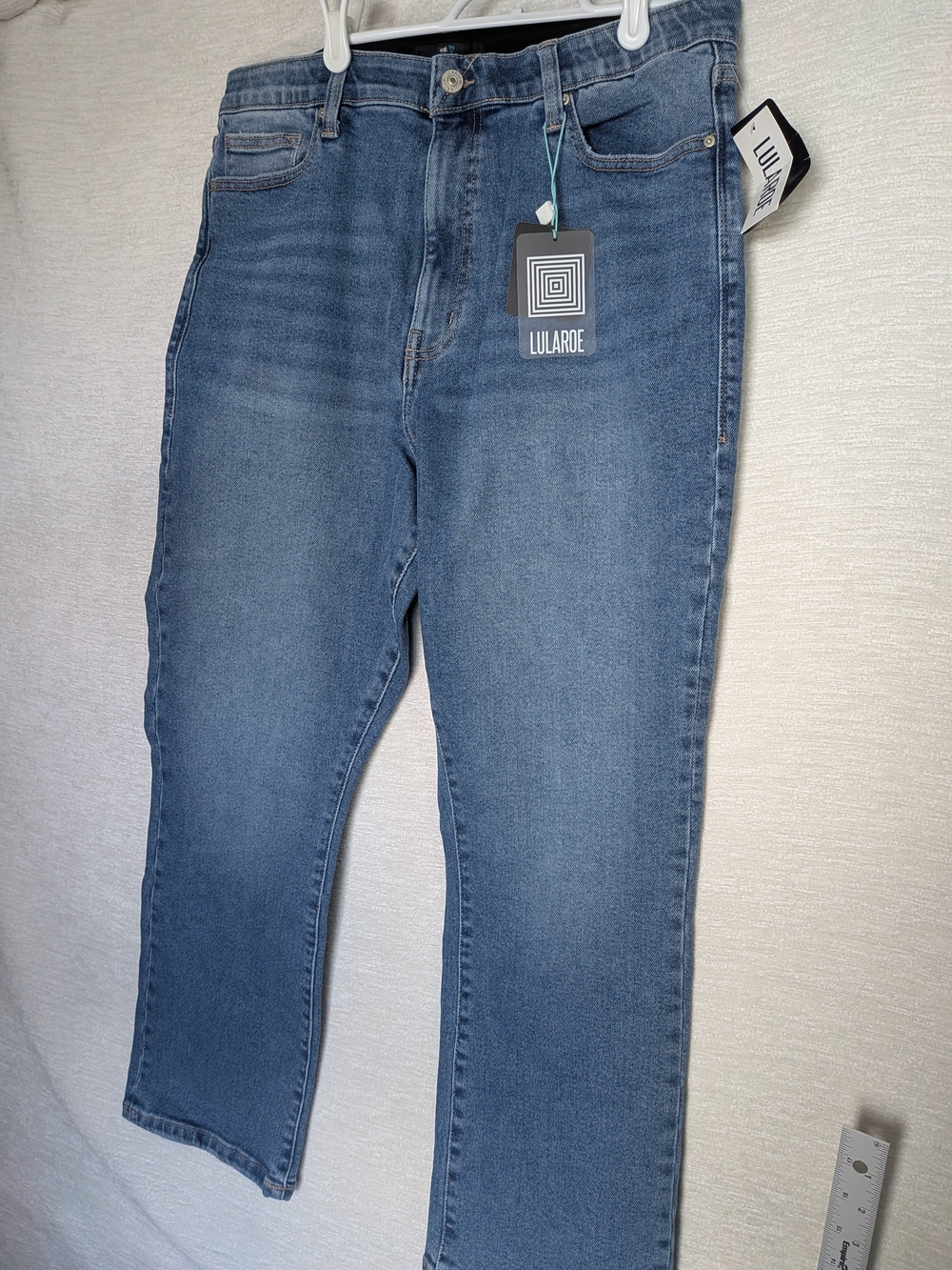 LuLaRoe Crop Kick Flare 32 Waist (Women 12) Jeans in Medium Blue Denim NWT